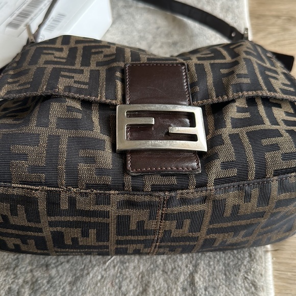 FENDI Zucca Mama Baguette - Picture 11 of 12